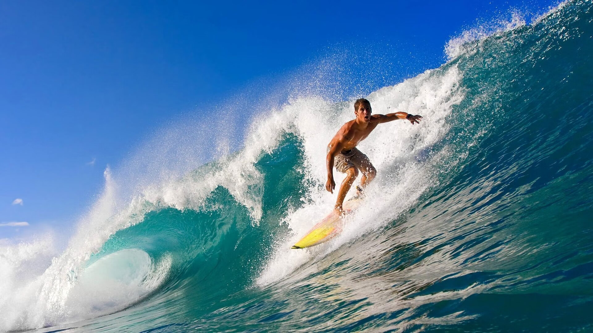 库兹马诺维奇在巴黎奥运会手球比赛中多次扑救点球，库兹马球技