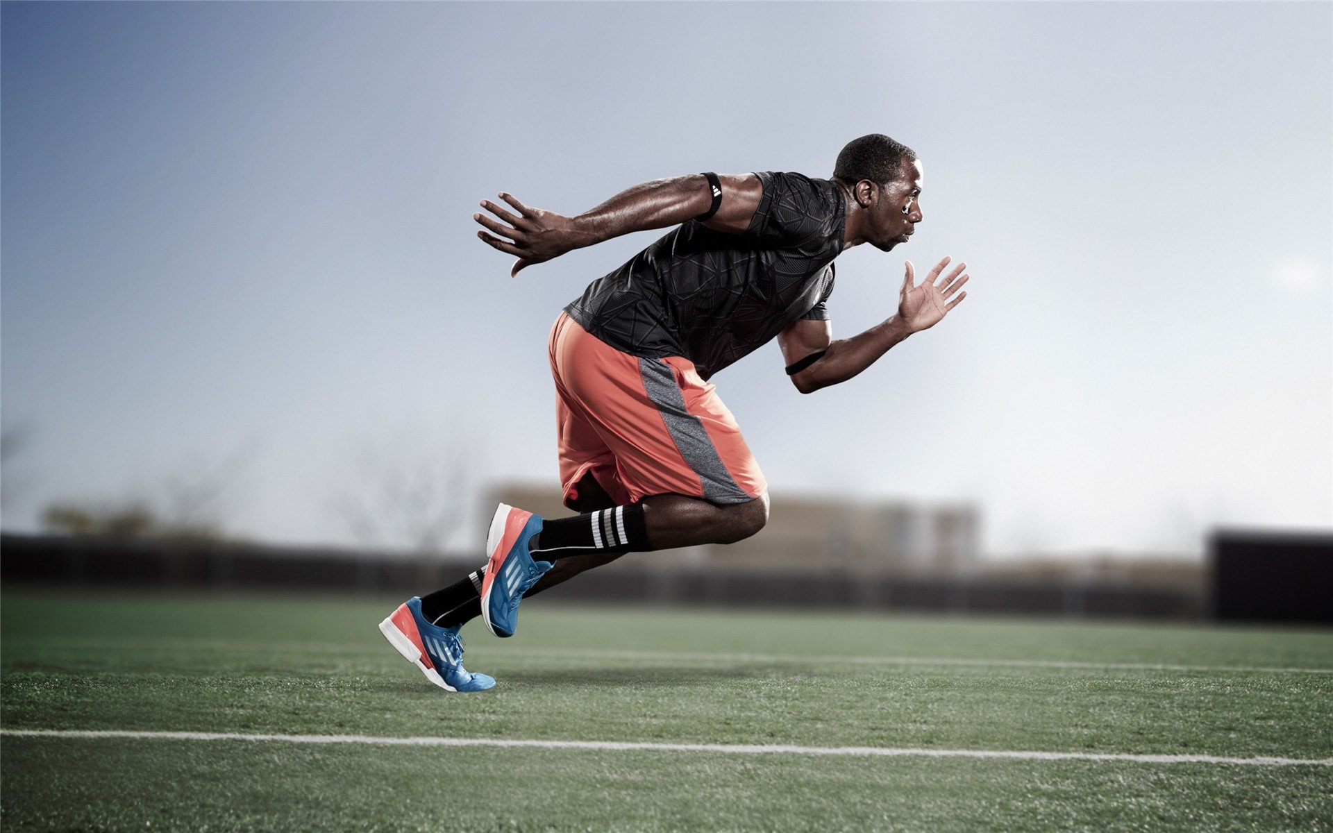 比利·库利巴利（Bilal Coulibaly）在NBA夏季联赛中表现出色，库利巴利前锋